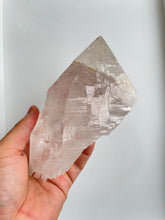 Load image into Gallery viewer, Himalayan Quartz Crystal Natural Q303
