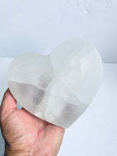 Load image into Gallery viewer, Selenite Crystal Heart Lamp x 1  (SN013)
