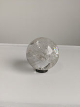 Load image into Gallery viewer, Quartz Sphere S020
