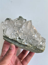 Load image into Gallery viewer, Water Clear Cathedral Himalayan Quartz Natural Q568
