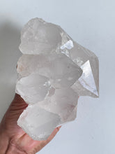 Load image into Gallery viewer, Water Clear Cathedral Himalayan Quartz Natural Q565
