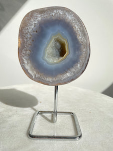 Agate Geode on Stand High Grade AG086