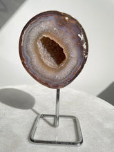 Load image into Gallery viewer, Agate Geode on Stand High Grade AG082
