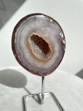 Load image into Gallery viewer, Agate Geode on Stand High Grade AG082
