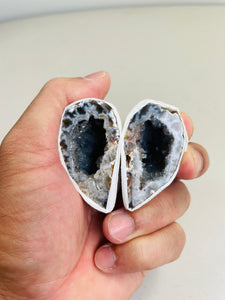 Agate Geode/Ocos Pair Natural AG219