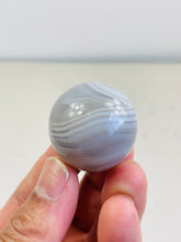 Load image into Gallery viewer, Agate Sphere Small S195
