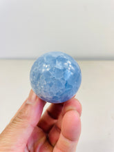 Load image into Gallery viewer, Blue Calcite Sphere S190 x 1
