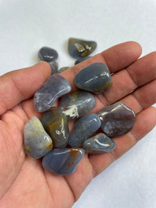 Blue Chalcedony Tumbled Stones TB064 x 1