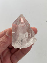 Load image into Gallery viewer, Water Clear Cathedral Himalayan Quartz Natural Q516
