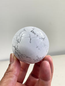 Howlite Crystal Sphere S150