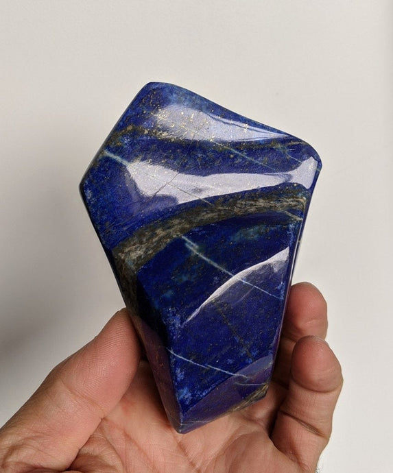 Lapis Lazuli Polished Specimen Mineral Rock 570g 110x80mm(High Grade) - Crystal King Australia