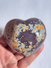 Load image into Gallery viewer, Agate Druzy Heart AG099
