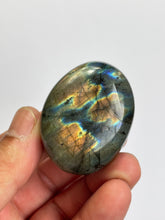 Load image into Gallery viewer, Purple Labradorite Crystal Palm Stones LA086
