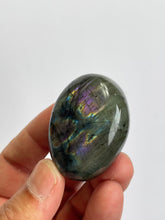 Load image into Gallery viewer, Purple Labradorite Crystal Palm Stones LA086
